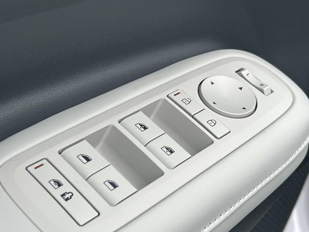 New 2026 Hyundai Santa Fe SEL image 19