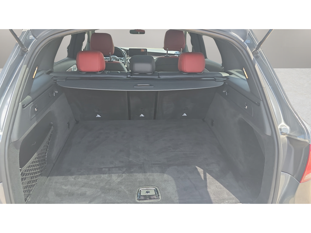 Used 2021 Mercedes-Benz GLC 300 4MATIC image 9
