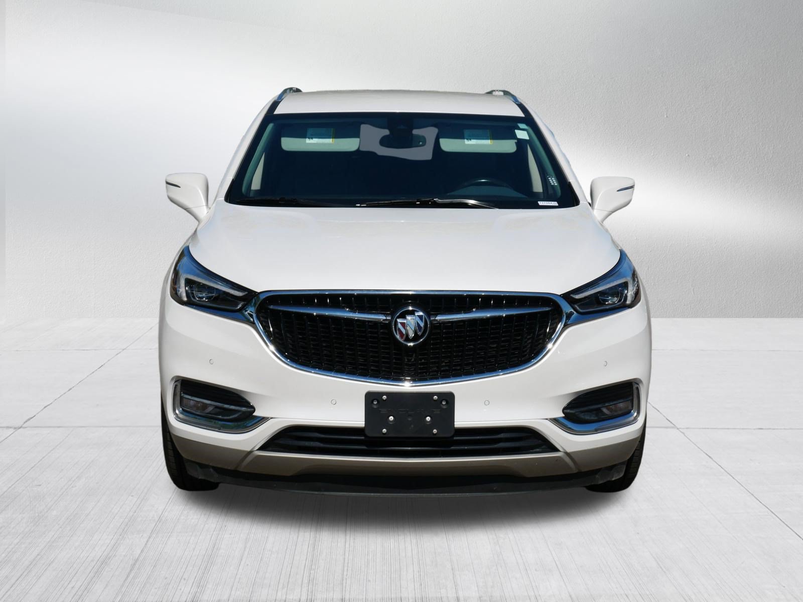 Used 2019 Buick Enclave Premium AWD/4WD image 2