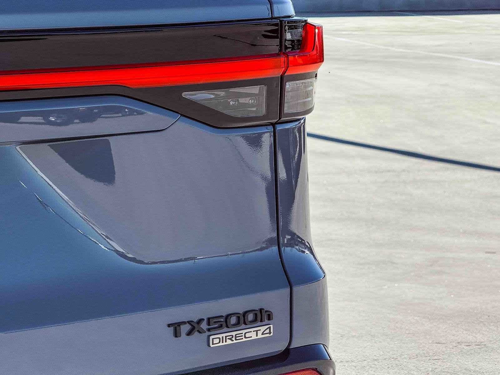 New 2026 Lexus TX 500h AWD image 10