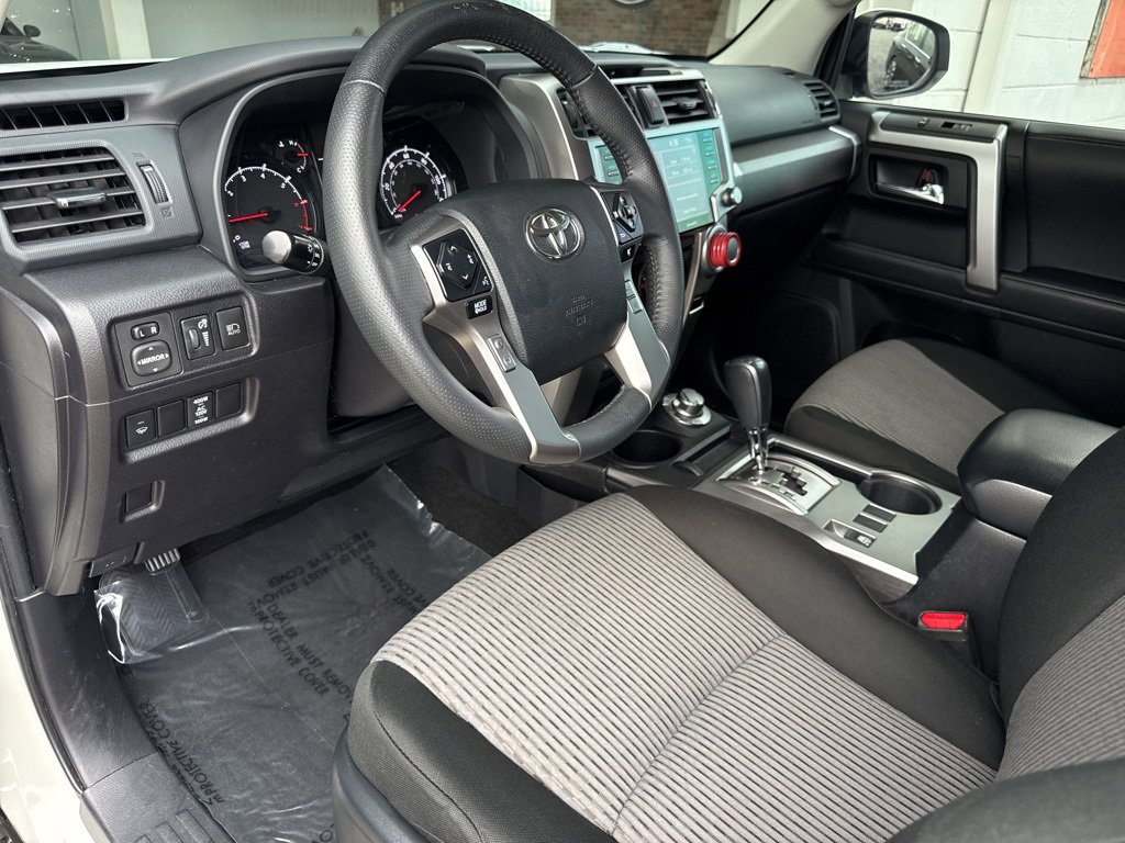 Used 2021 Toyota 4Runner SR5 image 30