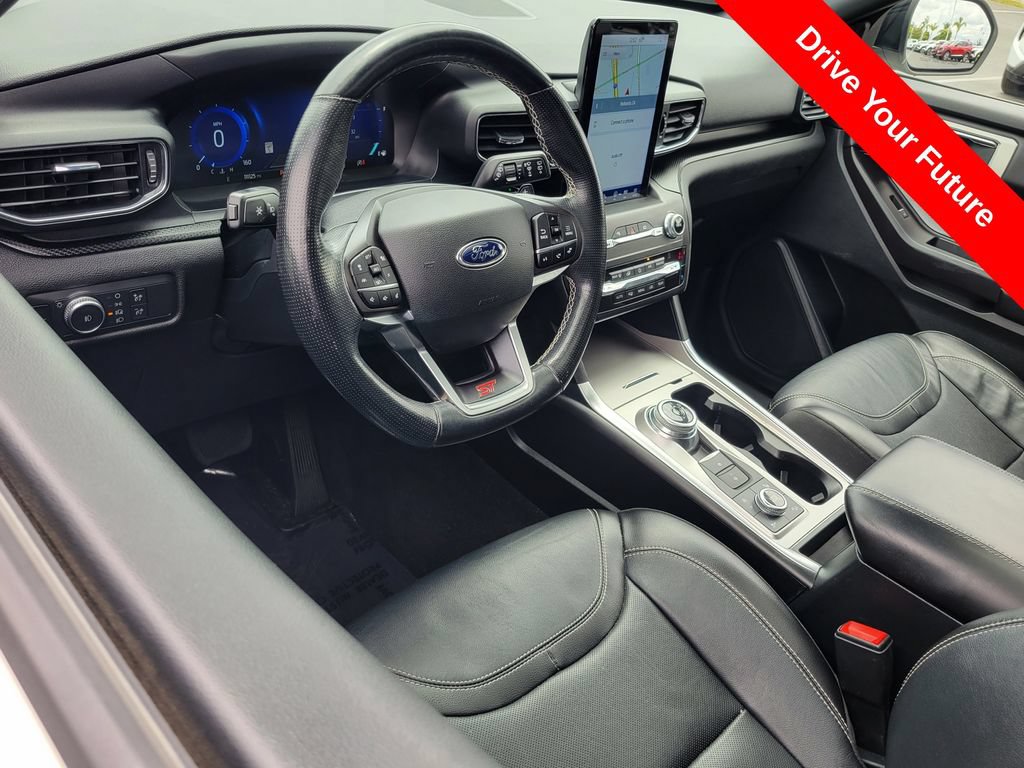 Used 2020 Ford Explorer ST w/ ST High-Performance Pack AWD/4WD image 5