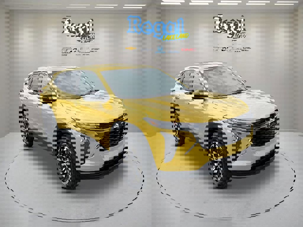 Certified 2024 Chevrolet Trax RS image 1