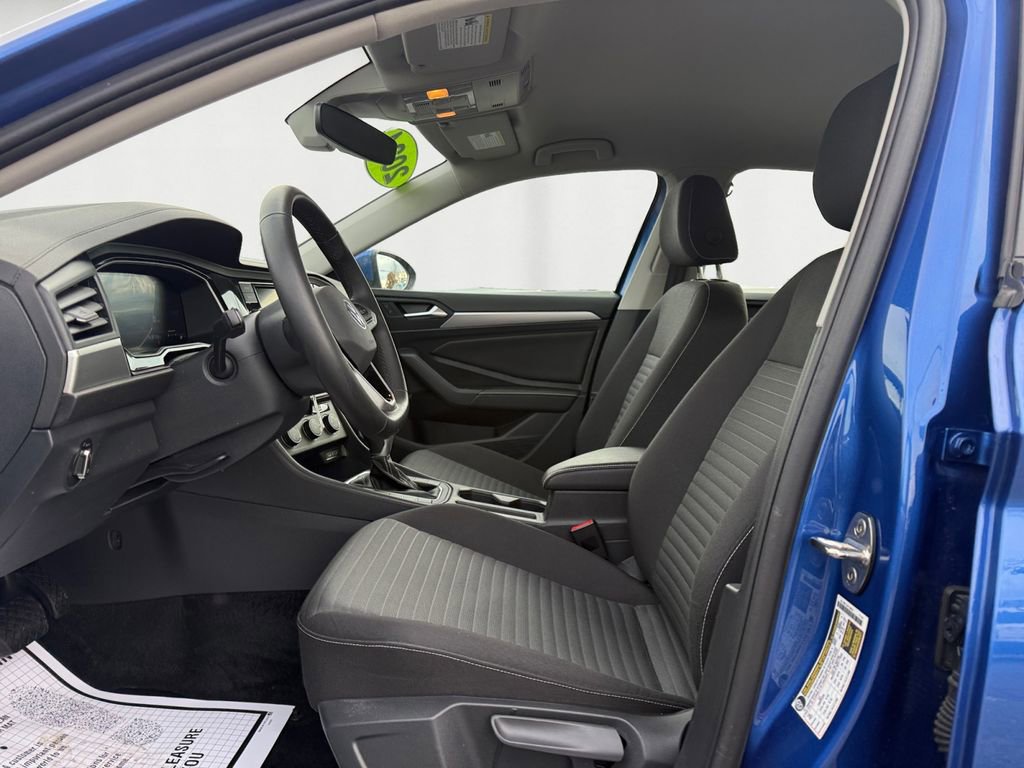 Used 2024 Volkswagen Jetta S image 10