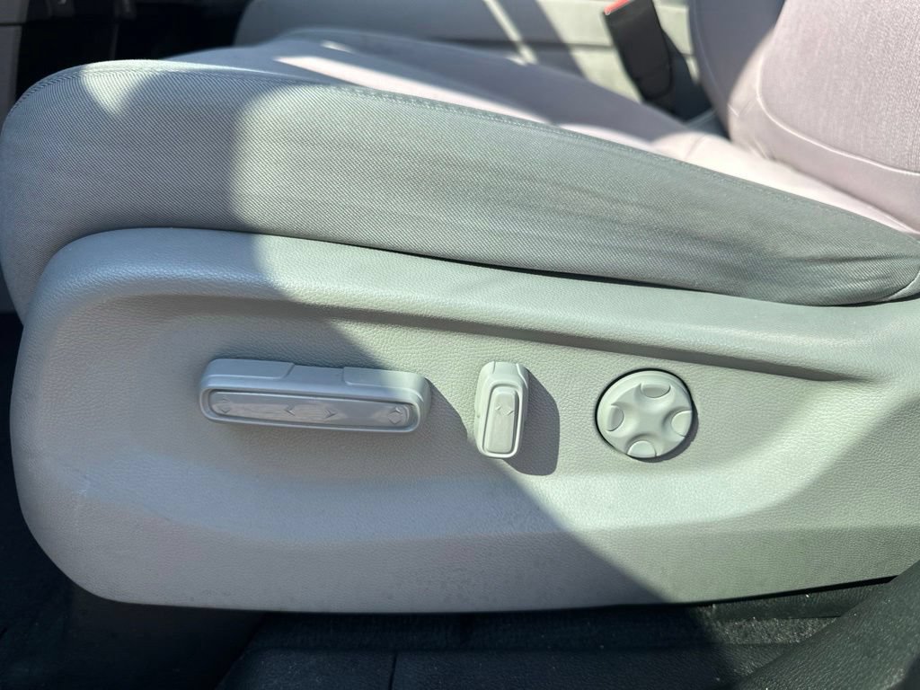 Used 2021 Honda Odyssey EX image 18