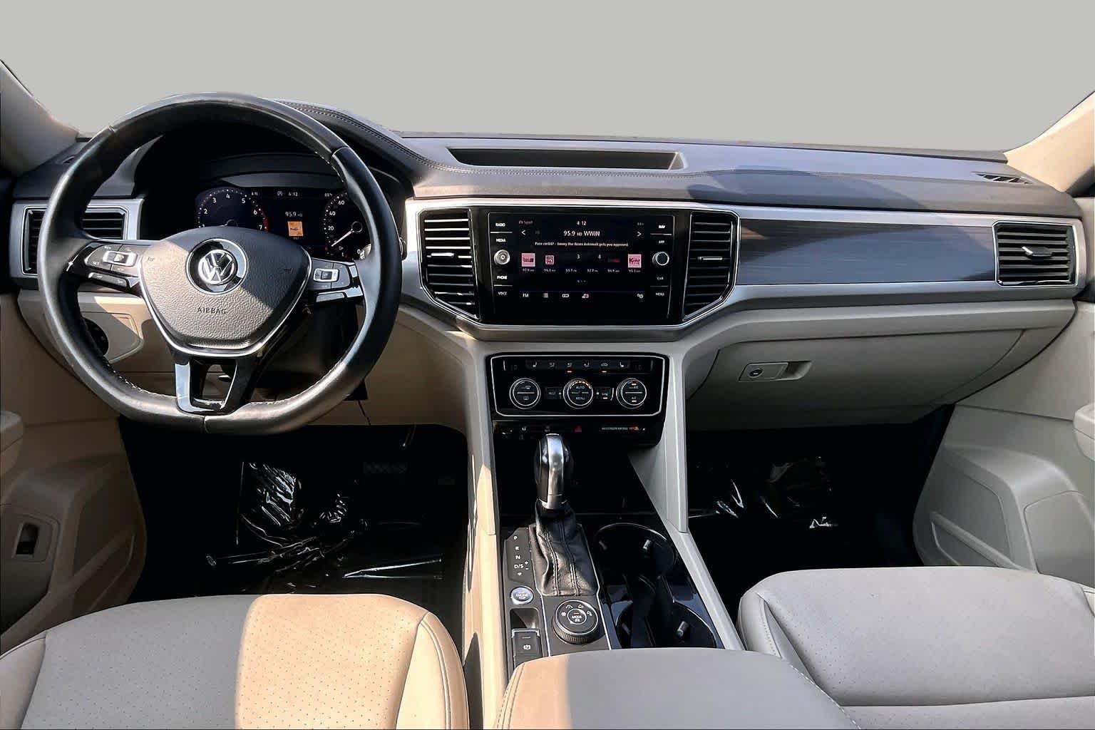 Used 2019 Volkswagen Atlas SEL AWD/4WD image 16