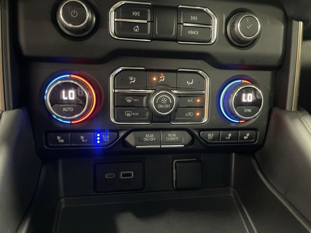 Used 2023 Chevrolet Tahoe High Country w/ Premium Package 2 AWD/4WD image 19