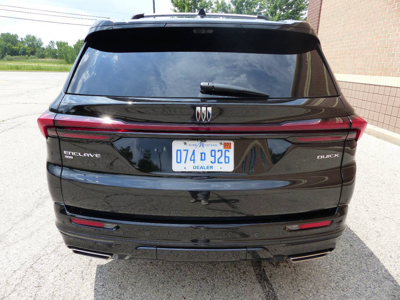 Used 2026 Buick Enclave Sport Touring w/ Power Package AWD/4WD image 7