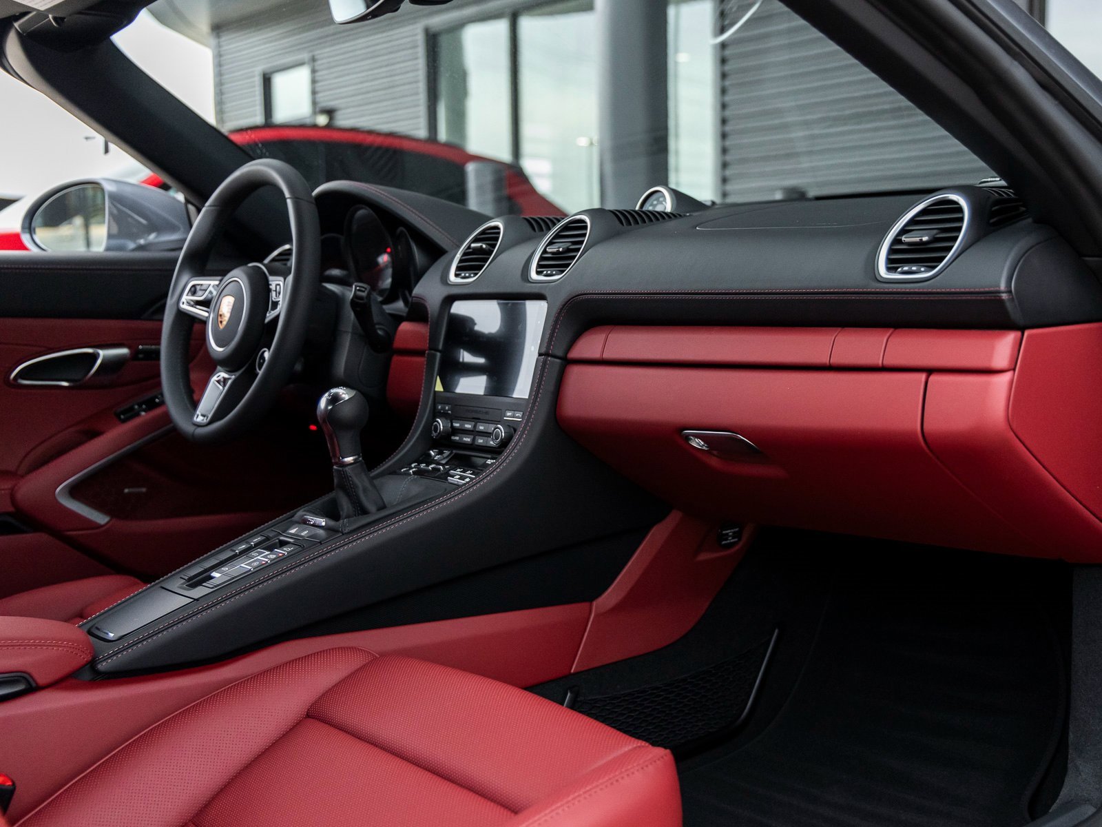 Used 2025 Porsche 718 Boxster S image 37