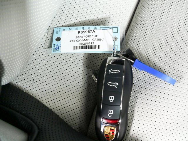 Certified 2024 Porsche 718 Cayman Style Edition image 35