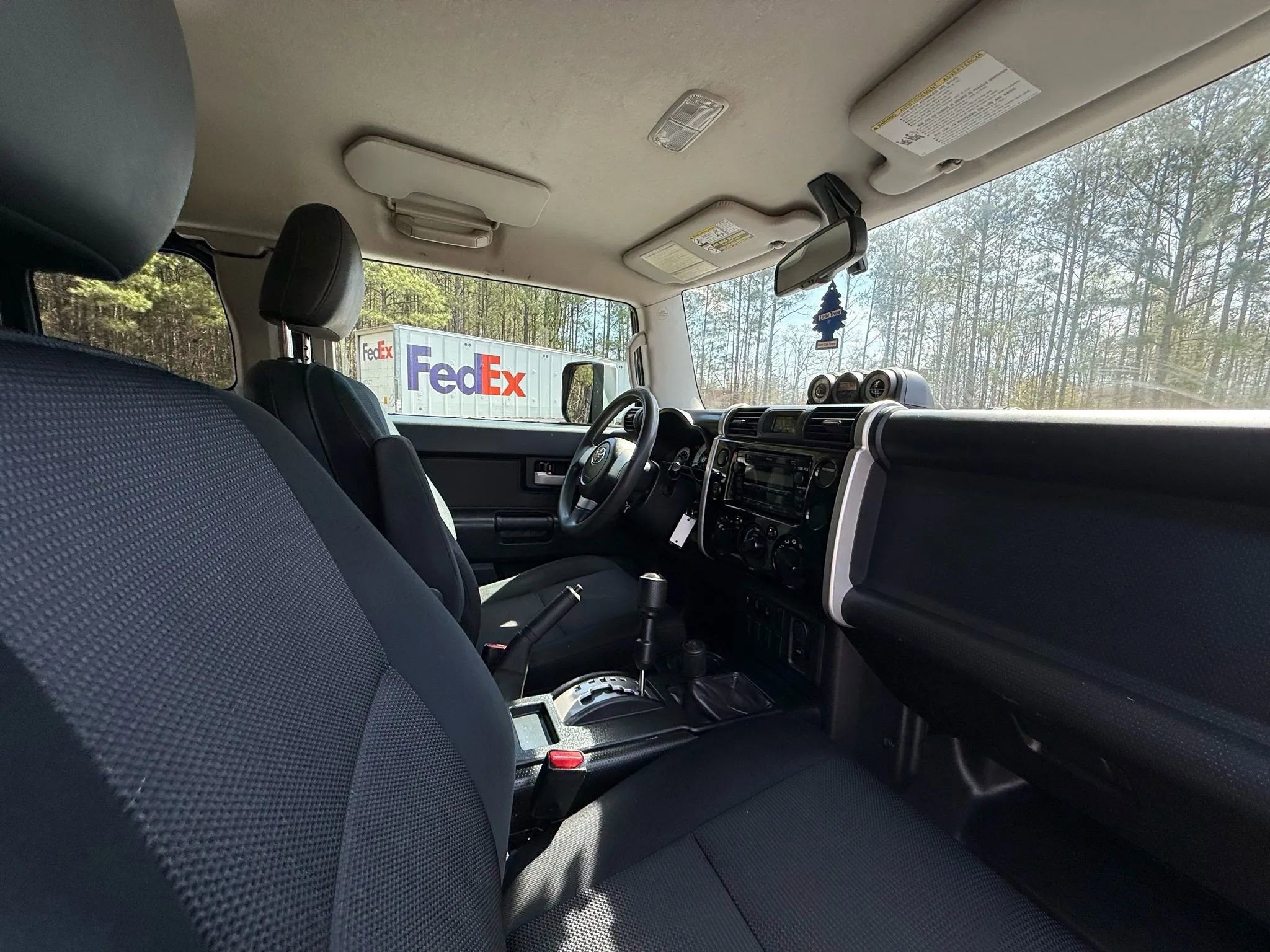 Used 2010 Toyota FJ Cruiser 4WD image 16