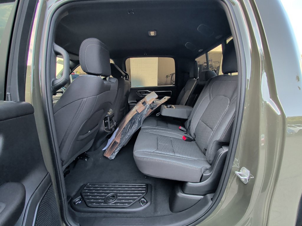 New 2026 RAM 1500 Big Horn AWD/4WD image 14