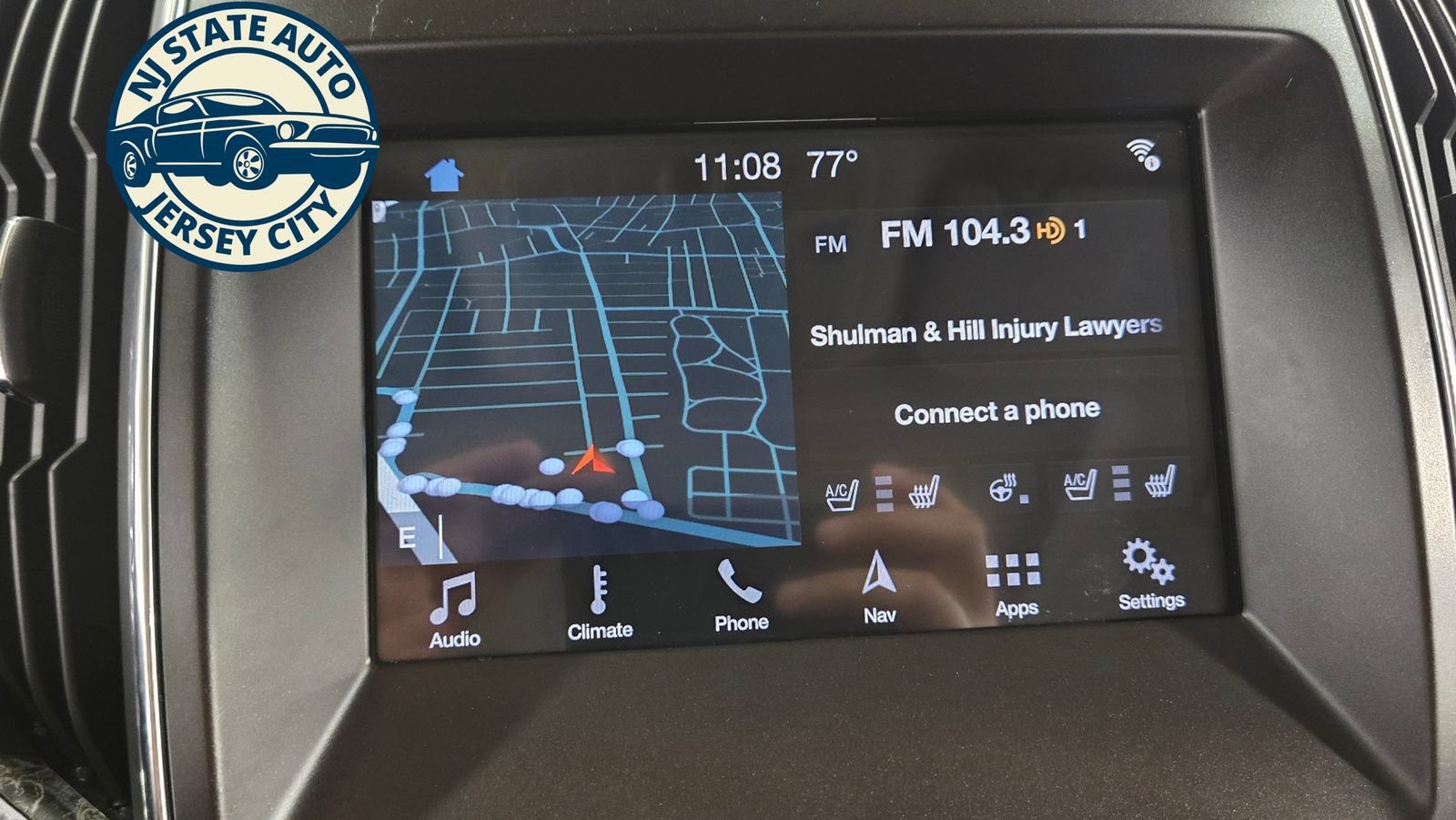 Used 2018 Ford Edge Titanium w/ Equipment Group 302A AWD/4WD image 16
