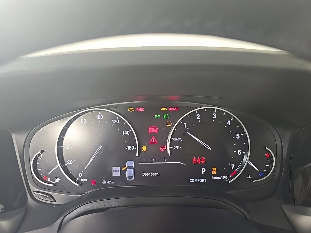 Used 2020 BMW 330i xDrive Sedan w/ Driving Assistance Package AWD/4WD image 19