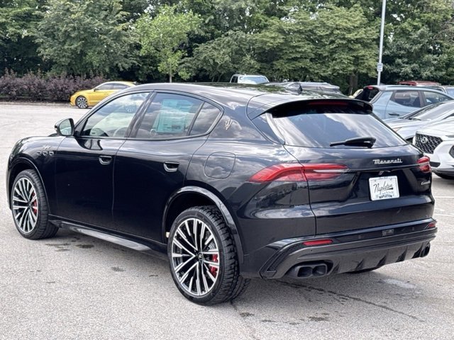 New 2025 Maserati Grecale Trofeo image 3