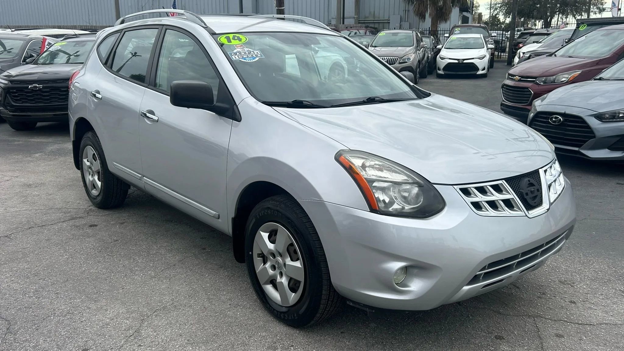 Used 2014 Nissan Rogue S w/ Convenience Package image 4