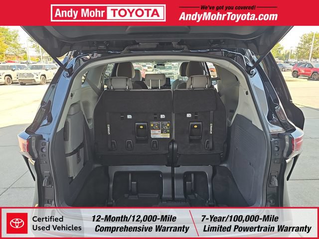 Certified 2024 Toyota Sienna LE FWD image 29