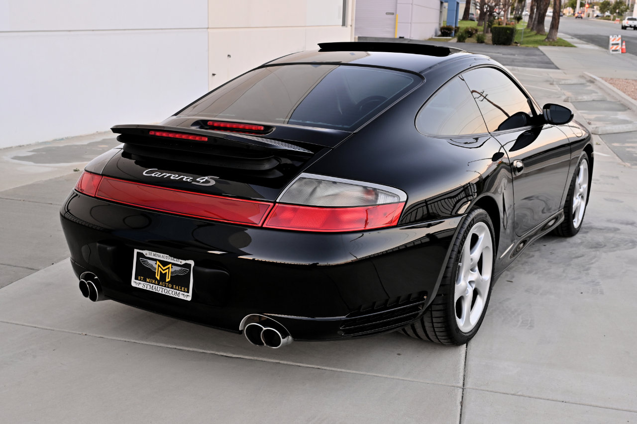 Used 2004 Porsche 911 Carrera 4S image 9
