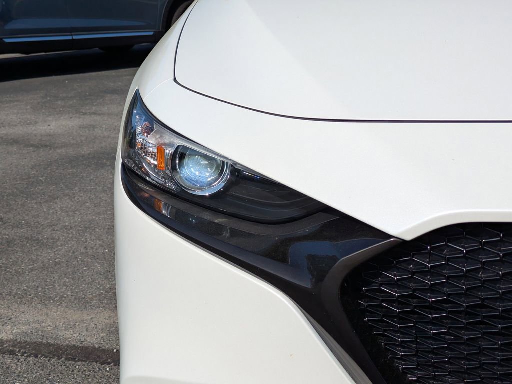 Used 2019 MAZDA MAZDA3 AWD Hatchback w/ Preferred Pkg image 10