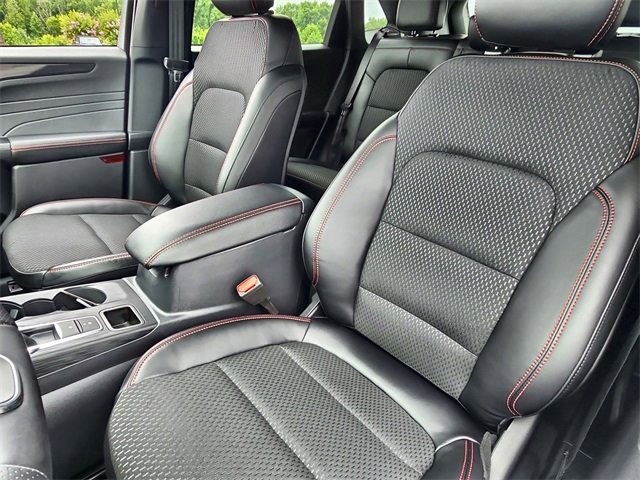 New 2025 Ford Escape ST-Line w/ Equipment Group 301A image 18