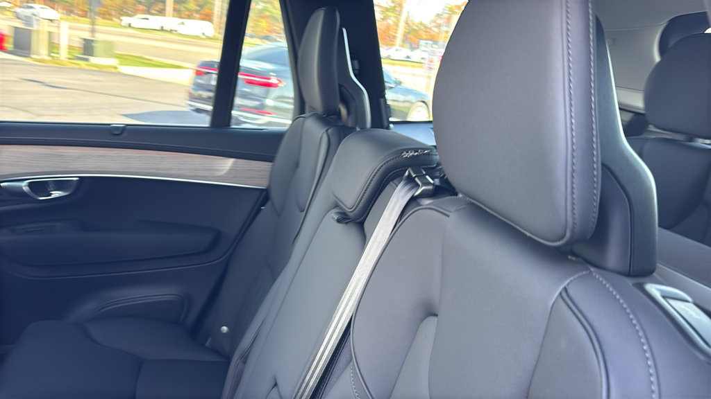 New 2027 Volvo XC90 B6 Plus AWD/4WD image 11