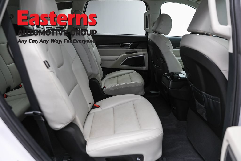 Used 2023 Kia Telluride S FWD image 24