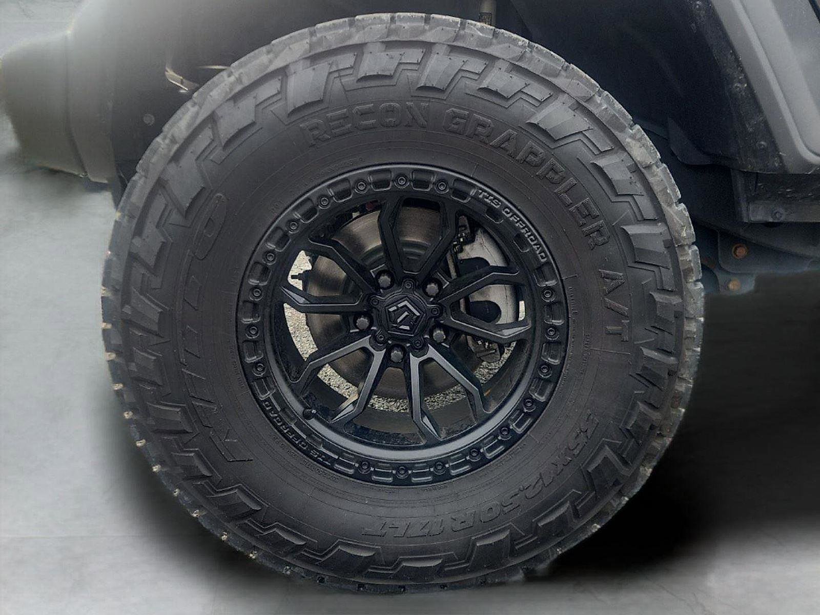 Used 2020 Jeep Wrangler Unlimited Sport S image 14