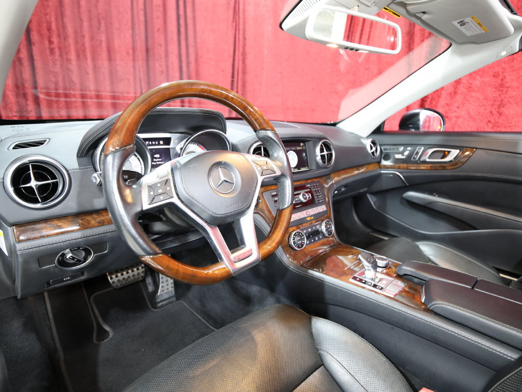 Used 2013 Mercedes-Benz SL 550 image 13