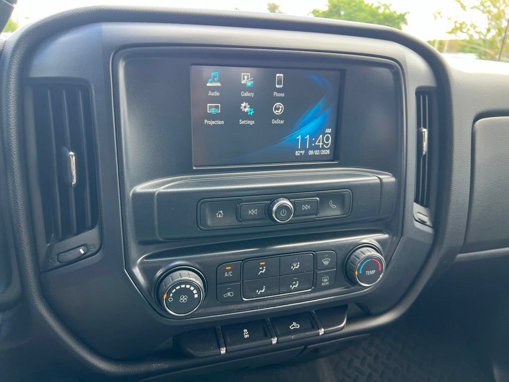 Used 2018 Chevrolet Silverado 1500 Custom w/ Custom Value Package AWD/4WD image 37