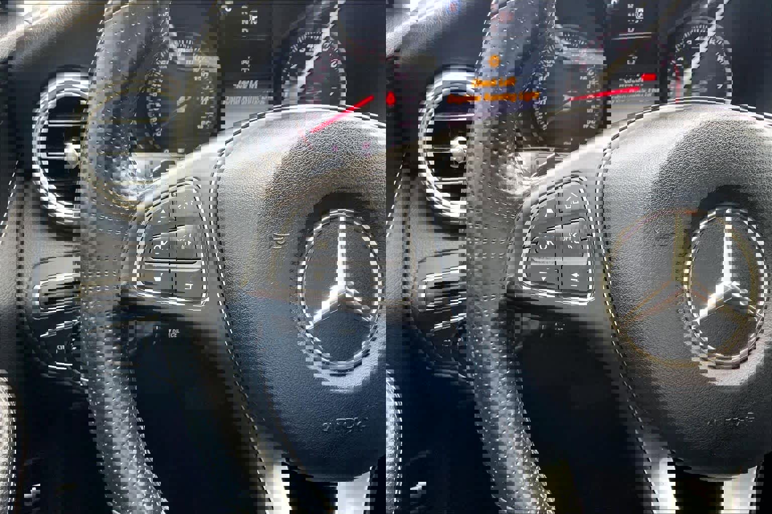 Used 2015 Mercedes-Benz C 300 Sedan image 22