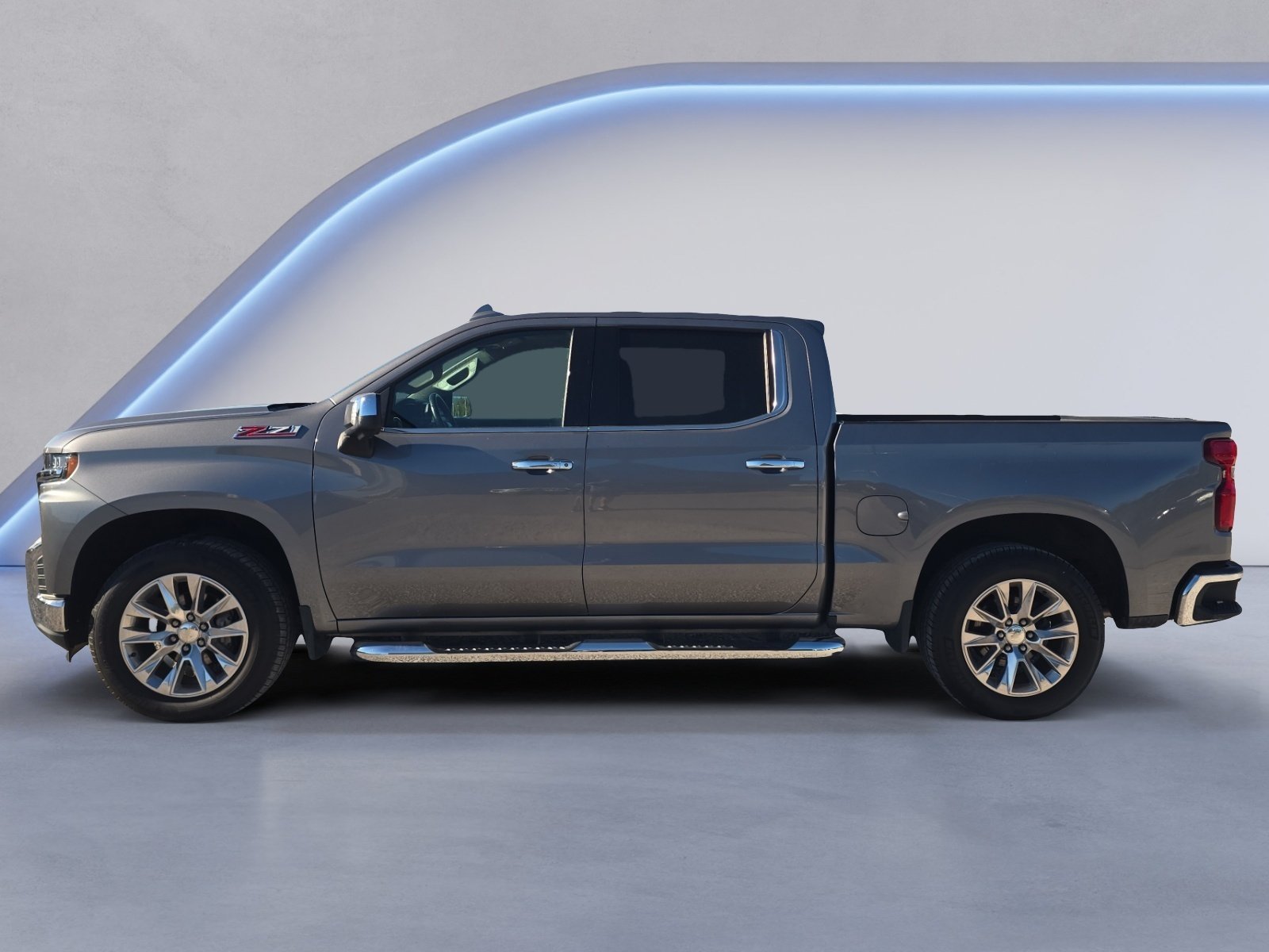 Used 2020 Chevrolet Silverado 1500 LTZ AWD/4WD image 3