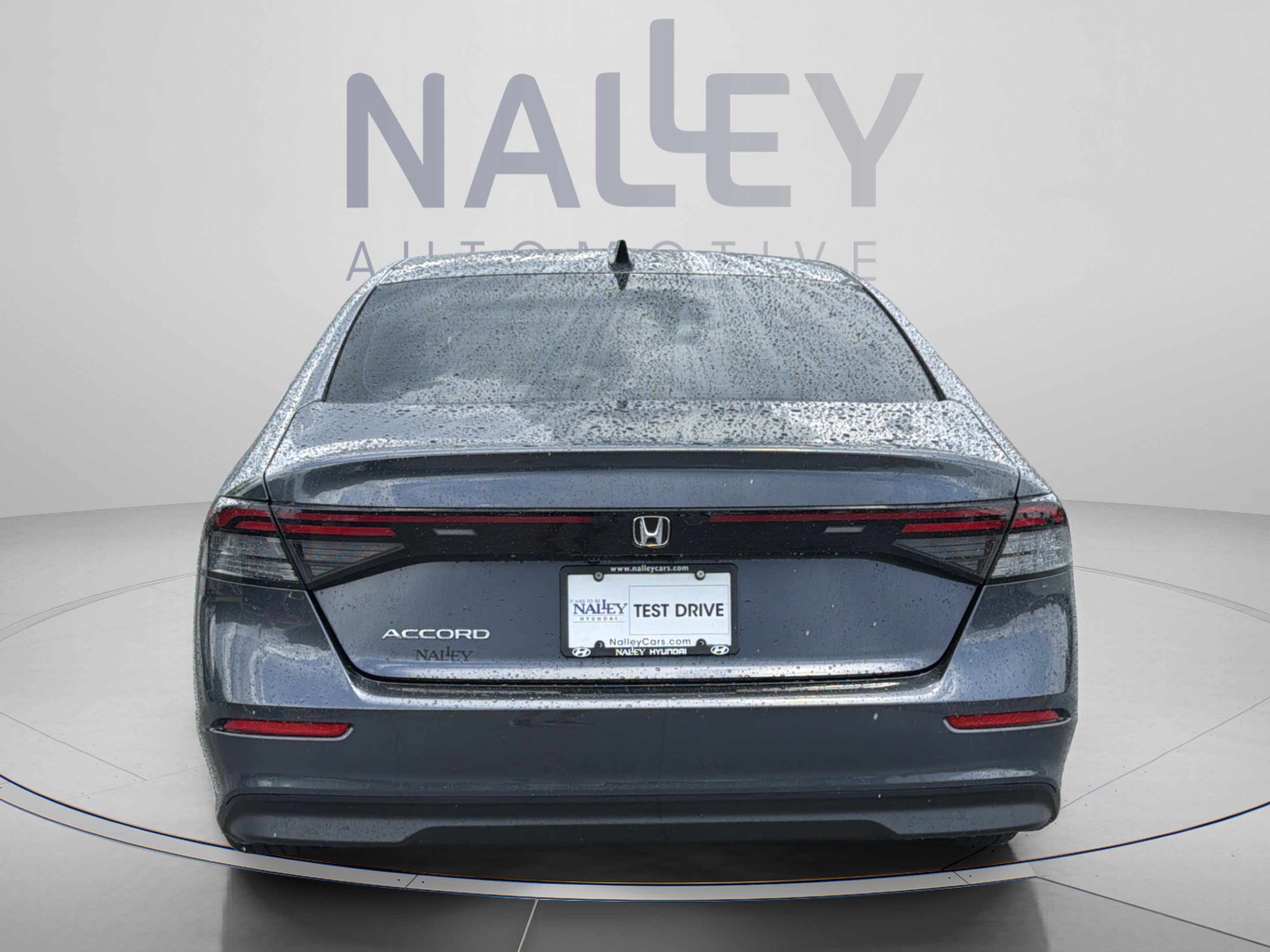 Used 2025 Honda Accord SE image 4