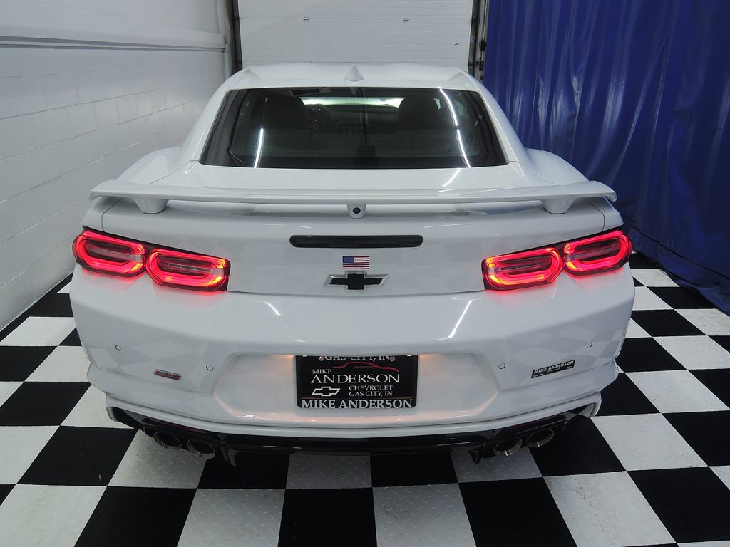Used 2019 Chevrolet Camaro SS w/ LPO, Ground Effects Package RWD image 10