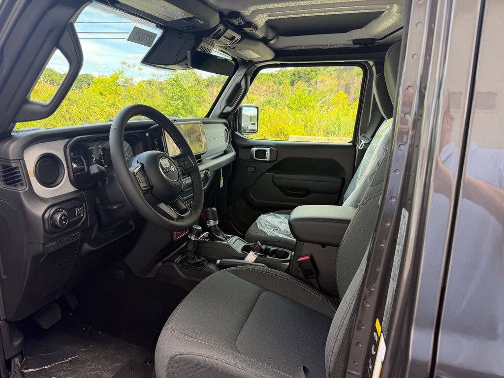 New 2027 Jeep Gladiator Sport AWD/4WD image 7