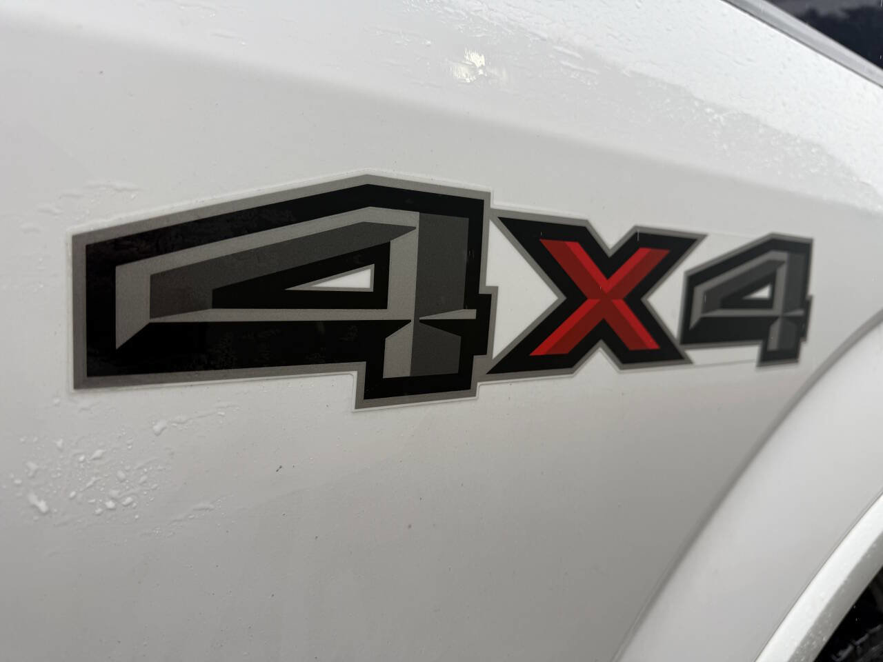 Used 2018 Ford F150 Lariat image 6