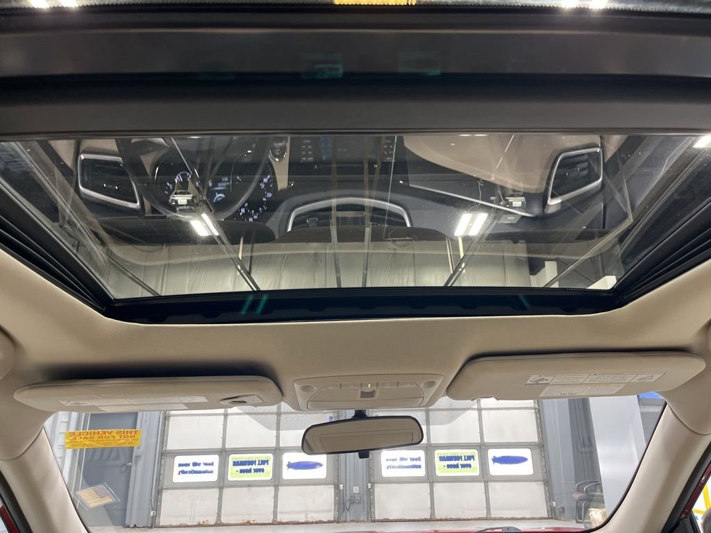 Used 2016 Nissan Rogue SV w/ SV Premium Package image 31