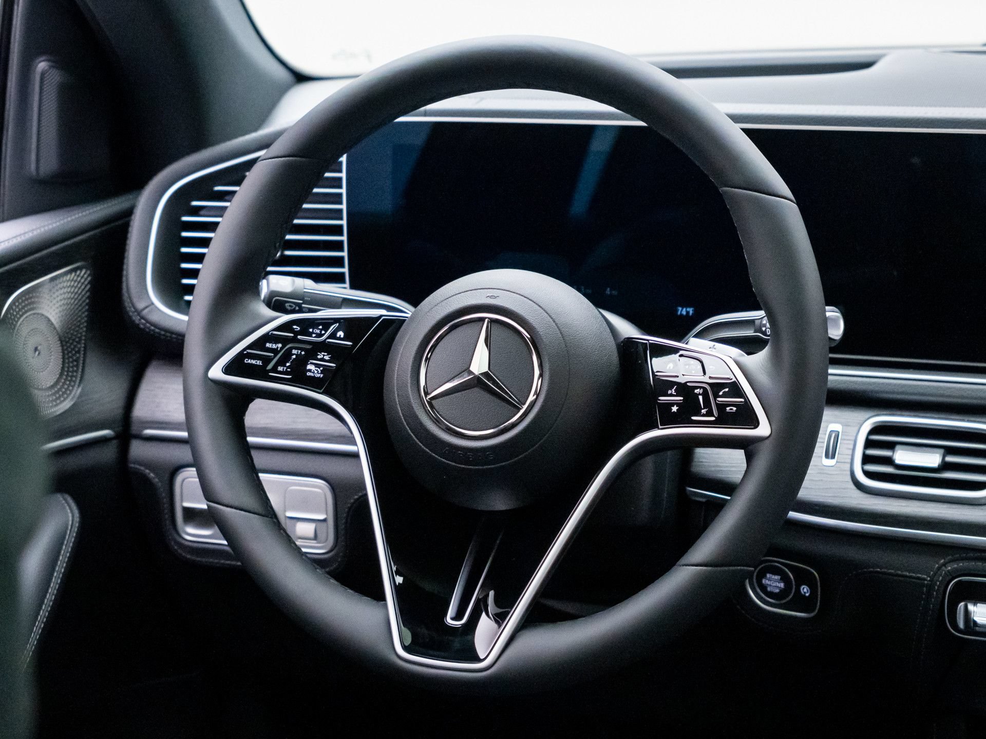 New 2026 Mercedes-Benz GLE 450 4MATIC Coupe image 11