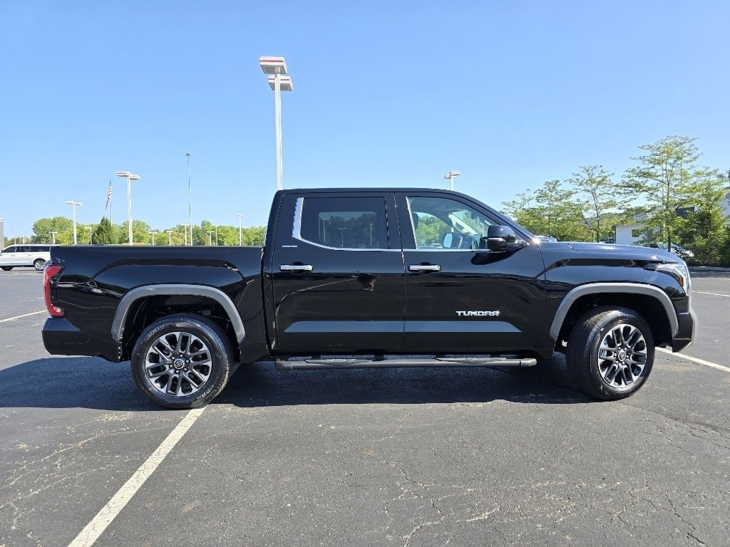 Used 2023 Toyota Tundra Limited image 18