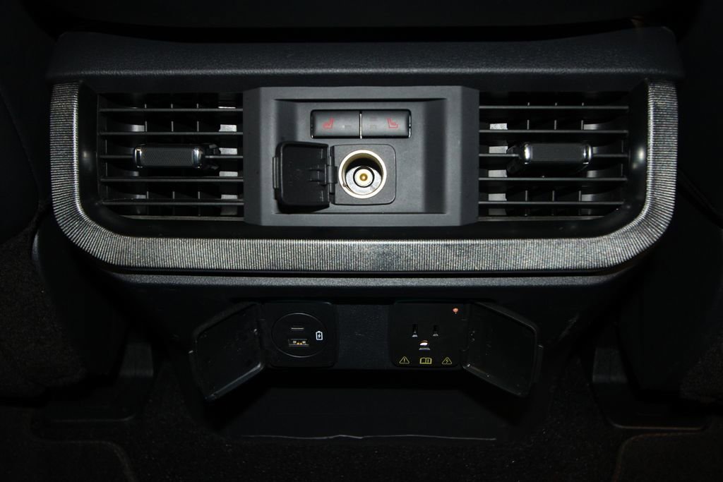 Used 2022 Ford F150 Platinum w/ Equipment Group 701A High image 36