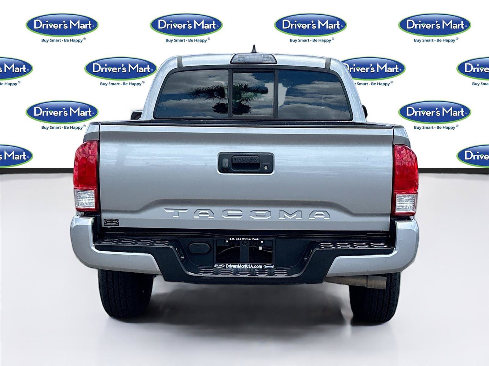 Used 2017 Toyota Tacoma SR RWD image 6