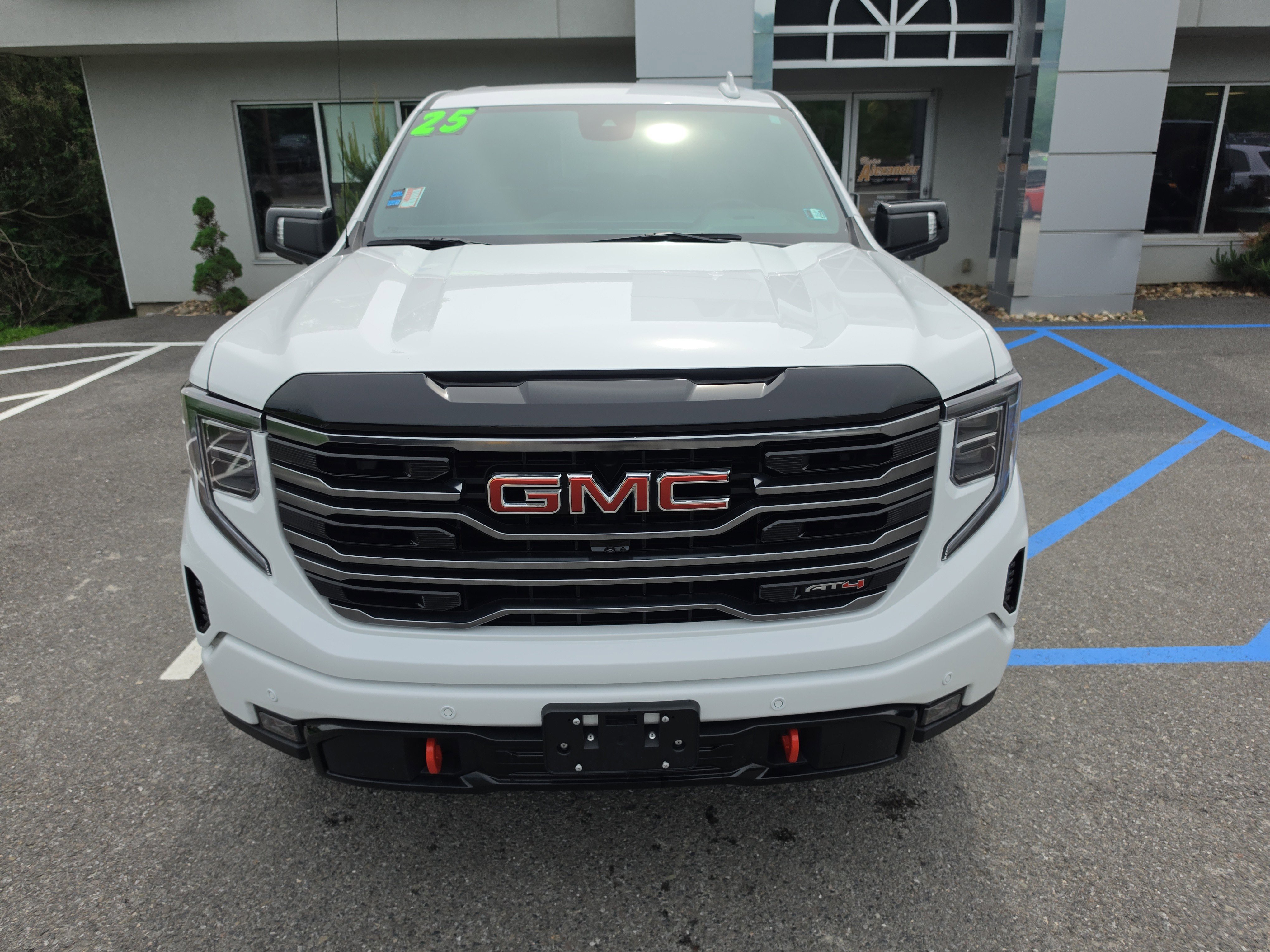 Used 2025 GMC Sierra 1500 AT4 AWD/4WD image 9