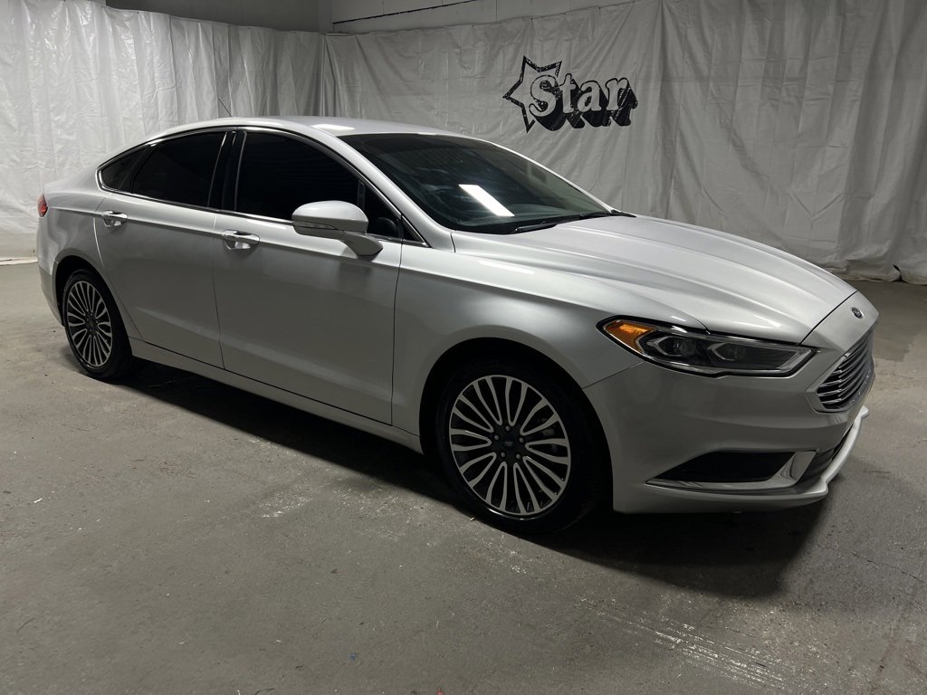 Used 2018 Ford Fusion SE w/ Fusion SE Technology Package