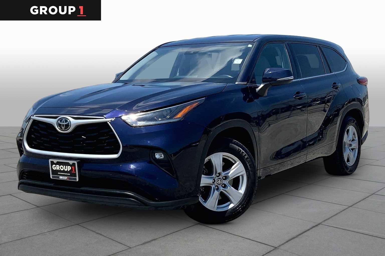 Used 2021 Toyota Highlander LE