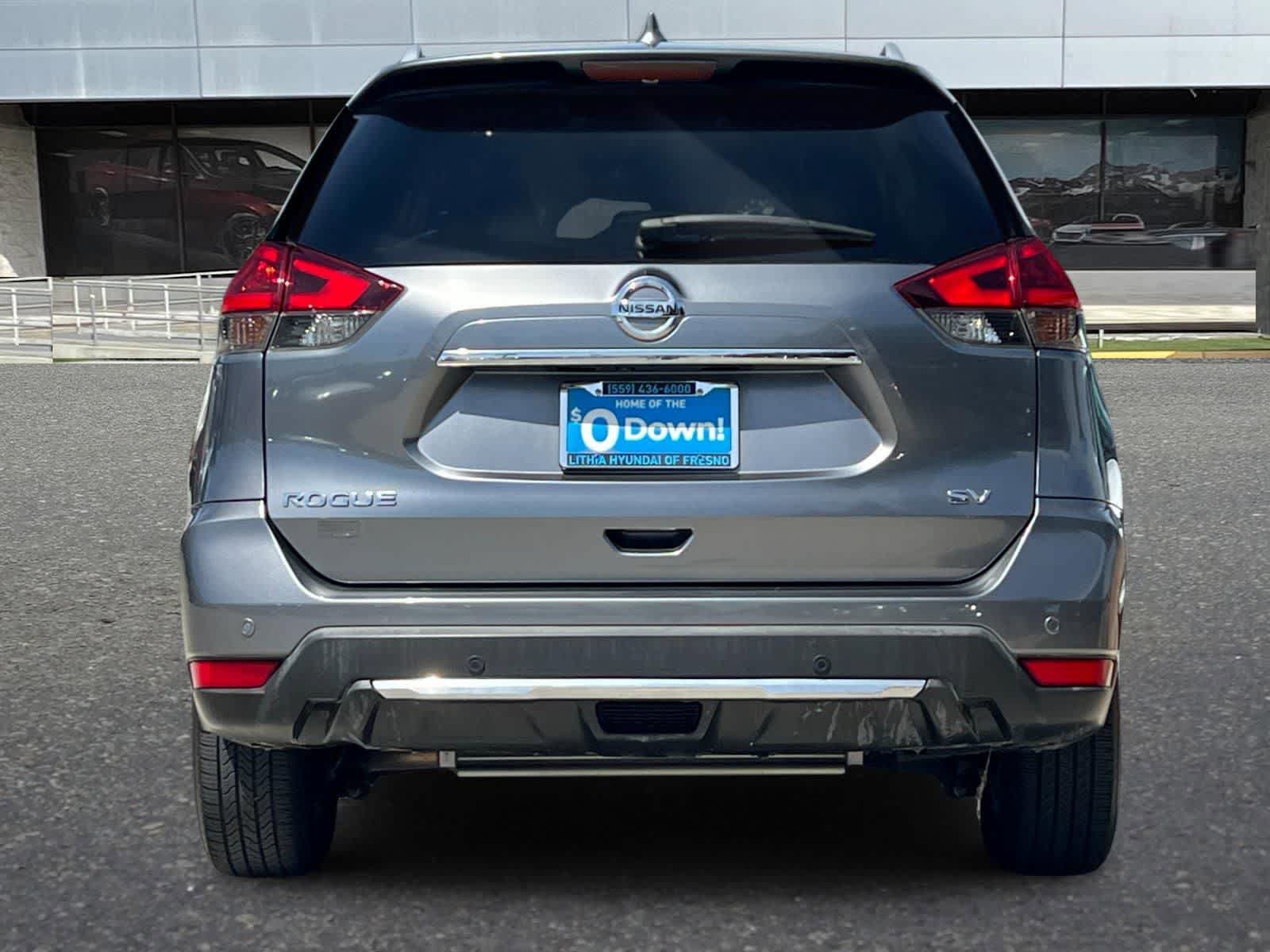 Used 2019 Nissan Rogue SV FWD image 8