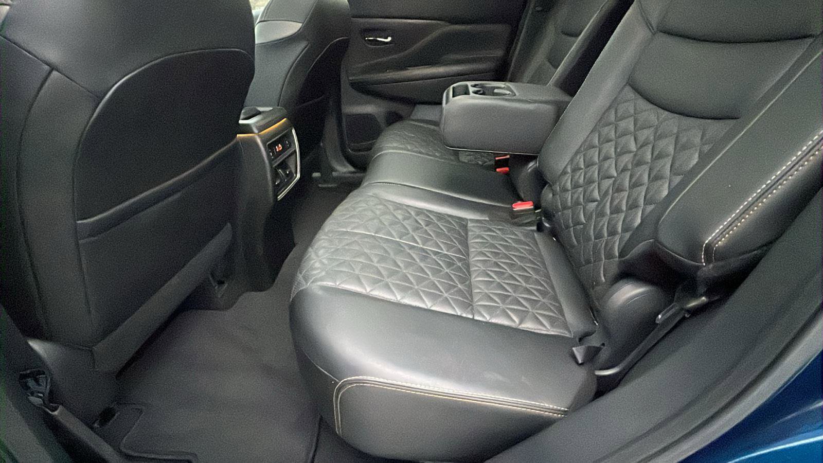 Used 2021 Nissan Murano Platinum w/ Cargo Package AWD/4WD image 18
