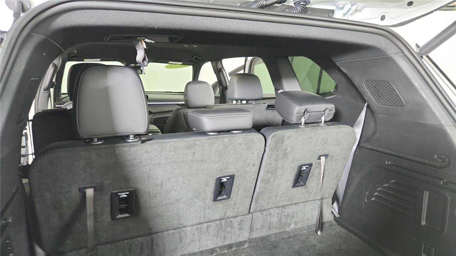 Used 2025 Buick Enclave Sport Touring image 19