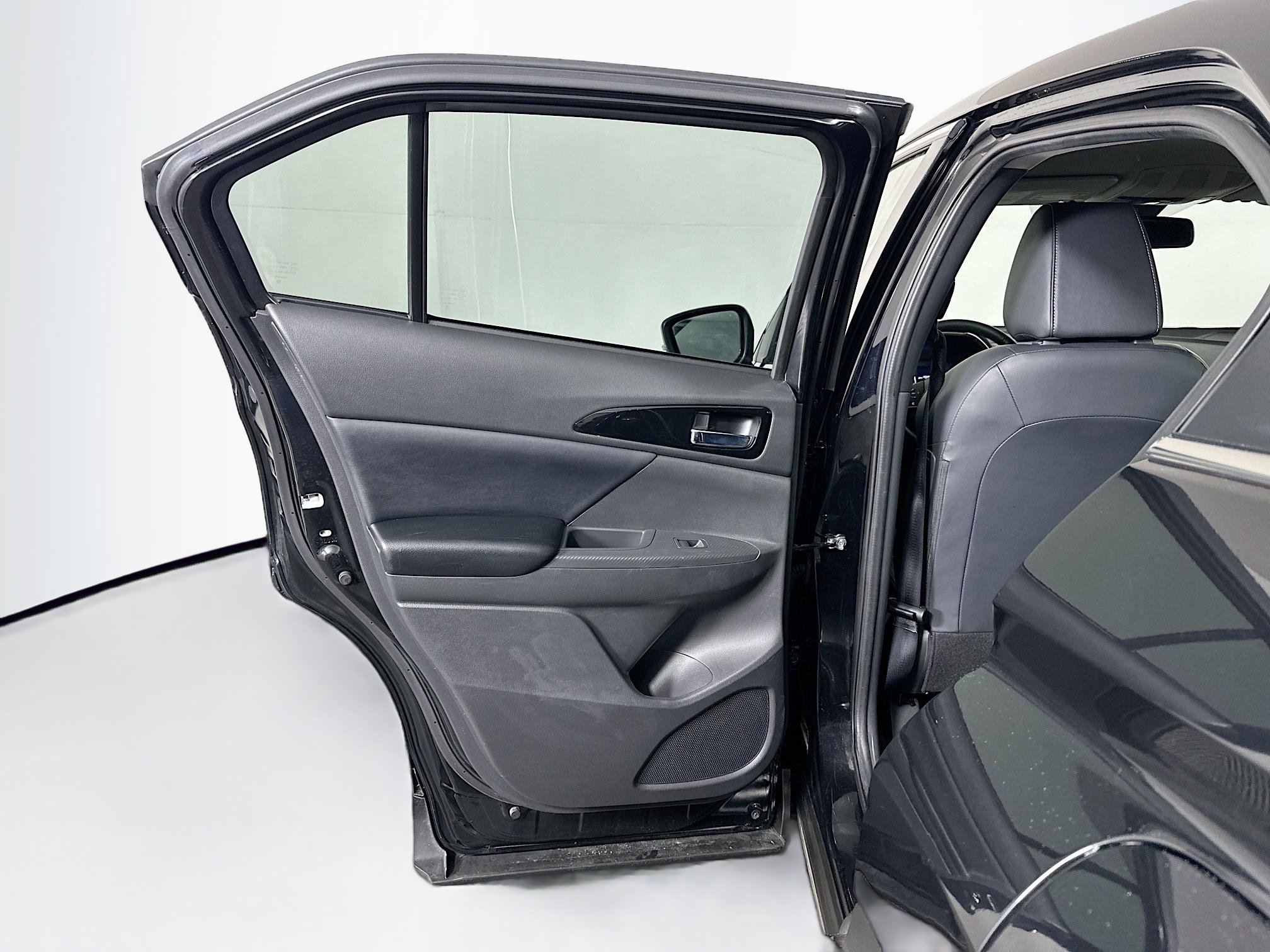 Used 2025 Mitsubishi Eclipse Cross SE image 26