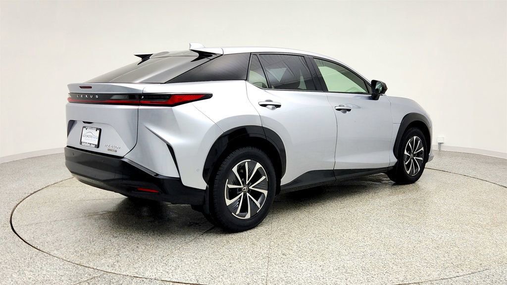 Used 2023 Lexus RZ 450e Premium w/ Technology Package image 5
