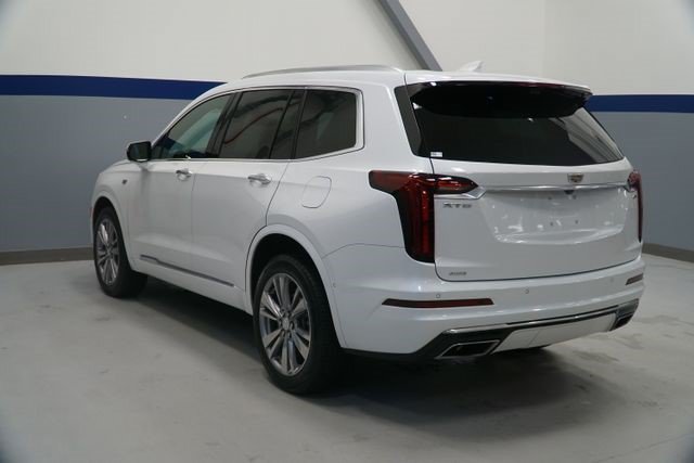 Certified 2023 Cadillac XT6 Premium Luxury w/ Technology Package AWD/4WD image 3