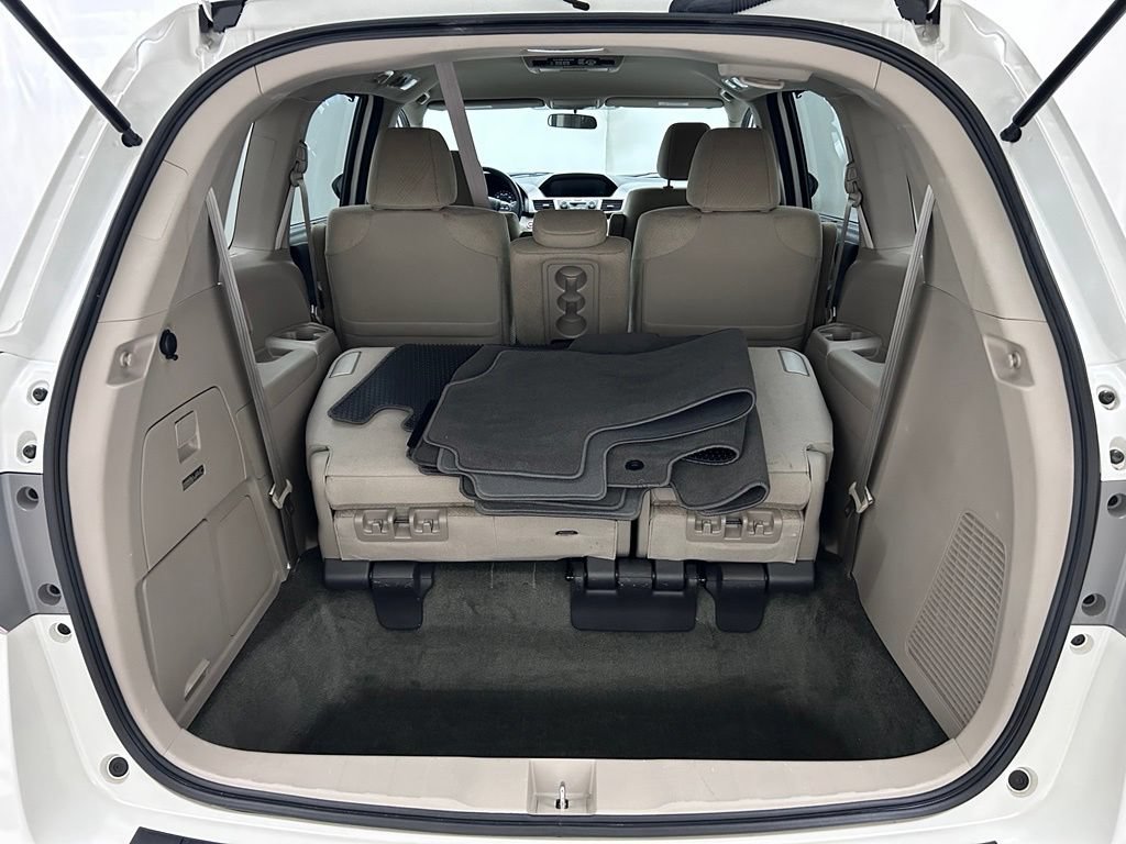 Used 2016 Honda Odyssey SE image 9